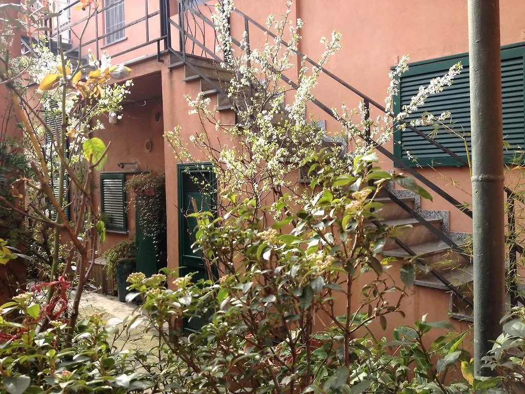 ** Alojamento de Acomodação e Pequeno-almoço Residenza Fiori Di Grano Acomodação com café da manhã Milão Itália