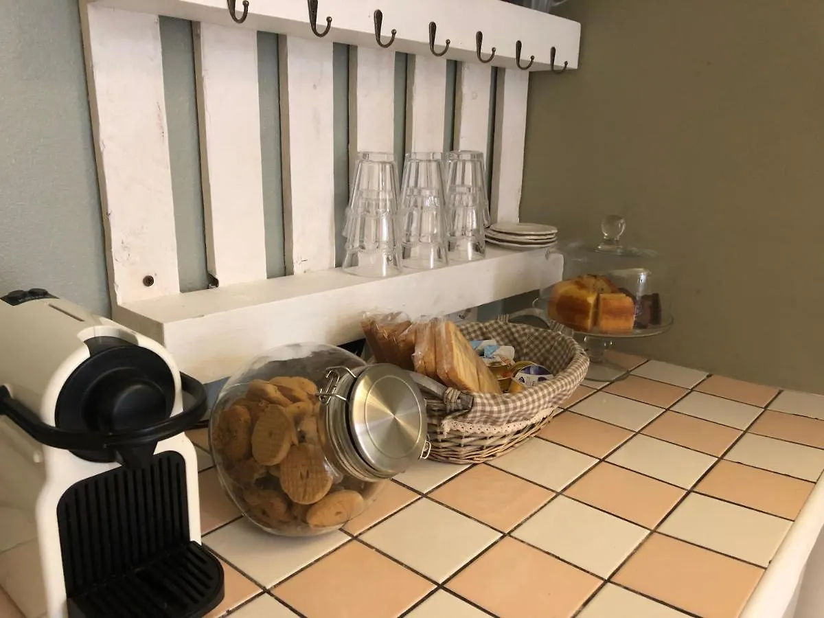 Bed and Breakfast Residenza Fiori Di Grano Милан 2*,